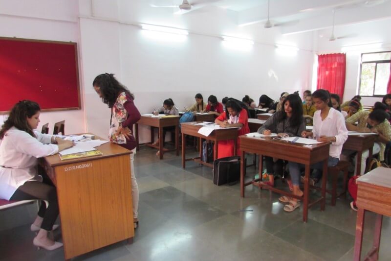 spacious classroom image